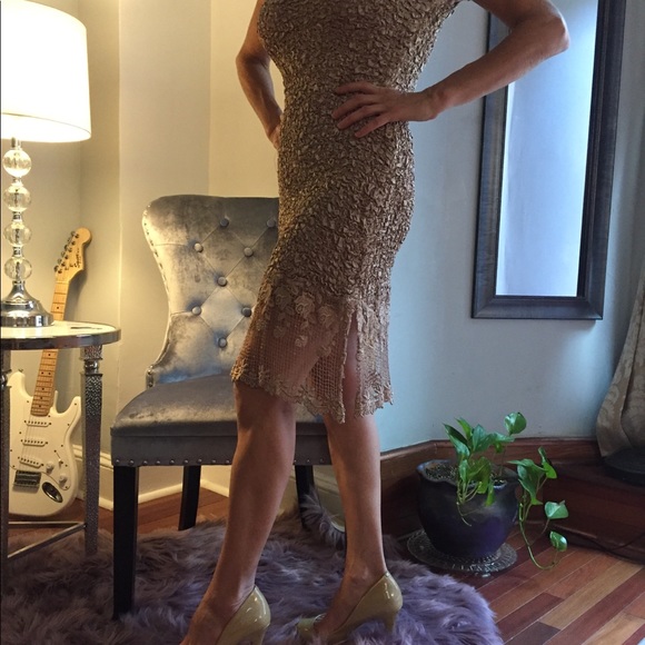 Dress - Picture 6 of 8